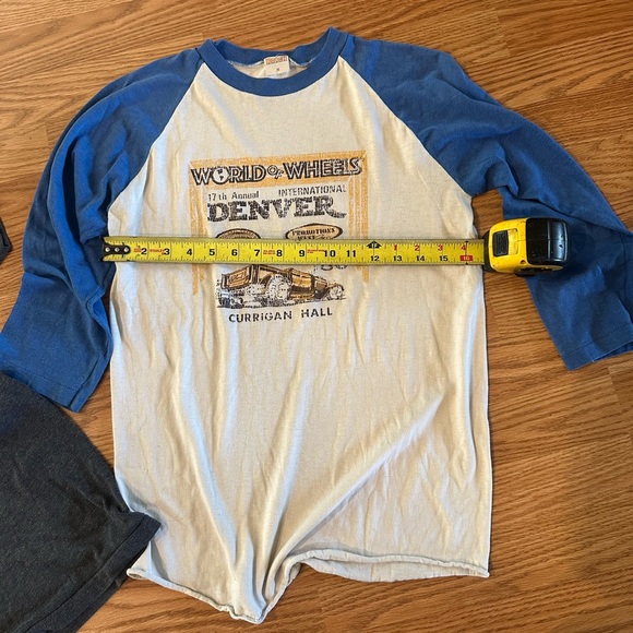 Vintage t shirts lot of 2. - Picture 2 of 4